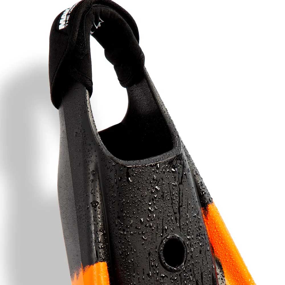 Aletas CHURCHILL PRO Black Orange Made in Malasya - Imagen 7