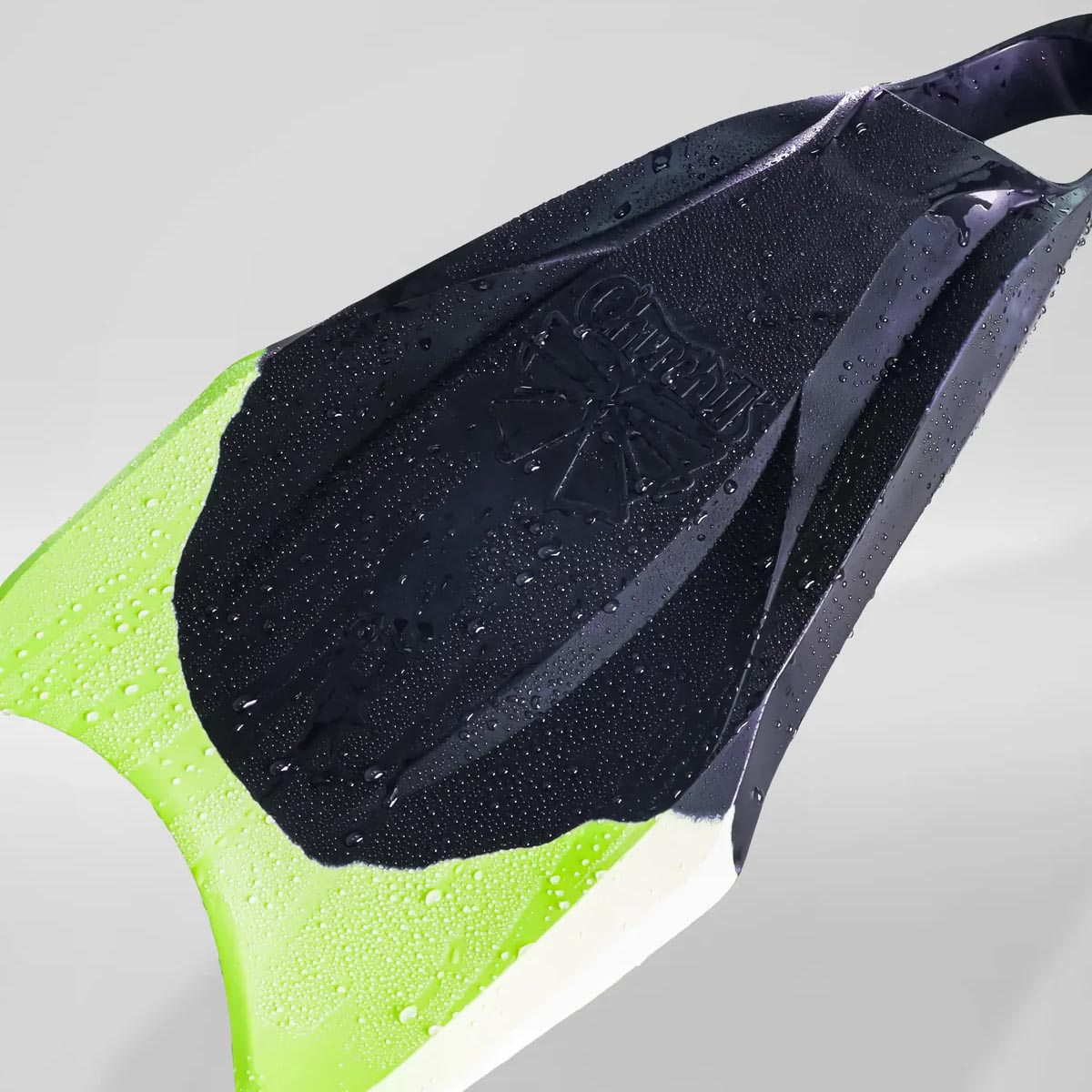 Aletas CHURCHILL Vortex Black Green Made in Malasya - Imagen 2